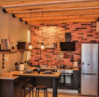 Larissa Apartment | LM Luxury Central Loft