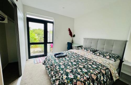 Ormiston House | LN Homestay in Flat Bush Auckland