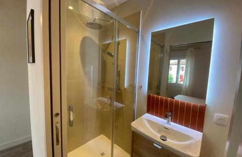 Saint-Pee-sur-Nivelle Hotel | Lo Berge
