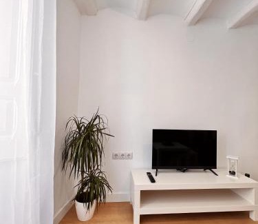 Mora d'Ebre House | Lo Corner House
