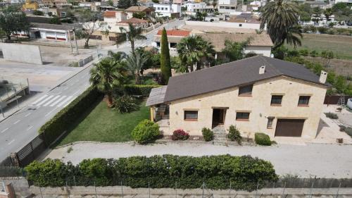 Sant Jaume d'Enveja House | Lo Guaret.