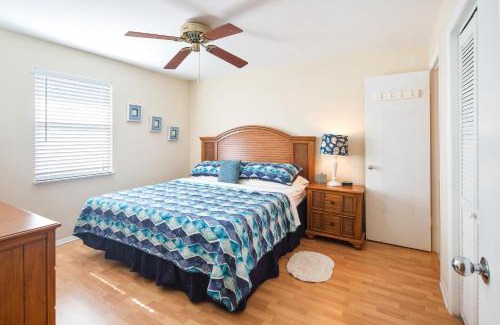 Marathon House | Lobster Lodge & Manatee Manor