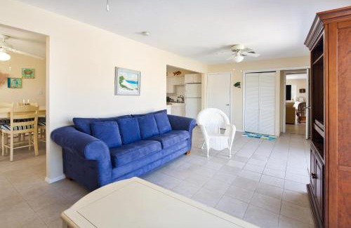 Marathon House | Lobster Lodge & Manatee Manor