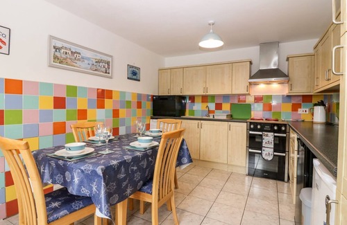 Crovie Cottage | LOBSTER POT, pet friendly, country holiday cottage in Gardenstown