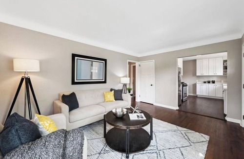 St. Paul House | Local Comfort in East St Paul. Very cute and comfortable.