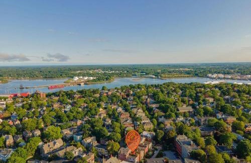 West End Apartment | Local Landmark - Gorgeous Historic Home