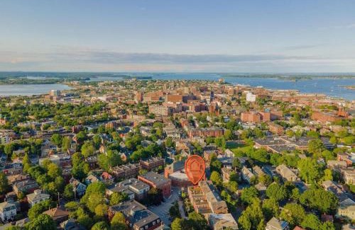 West End Apartment | Local Landmark - Gorgeous Historic Home