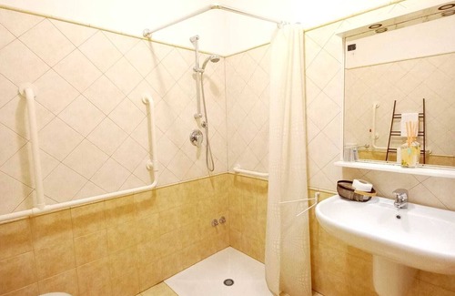 Cornale House | LOCANDA DEL VIANDANTE
