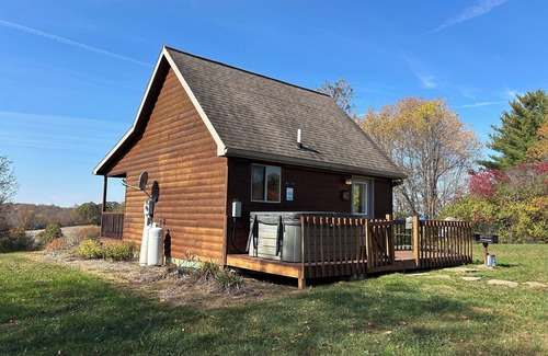 New Marshfield Cabin | Located at the foothills of the Hocking Hills