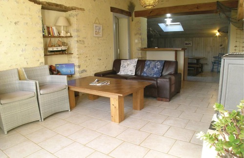 La Jonchere House | Located in the charming village of La Jonchère, this welcoming vacation home awaits you just ten min