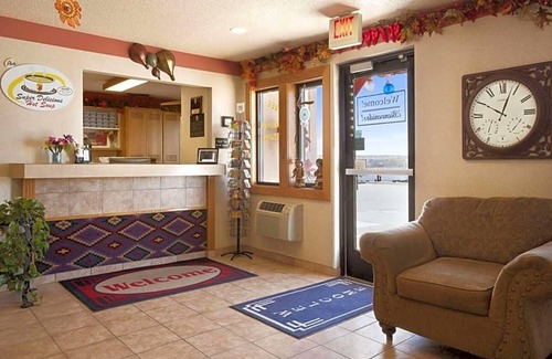 East Las Vegas Apartment | Located off Interstate 25, this Las Vegas .