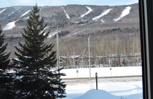 Saint Ferreol les Neiges Ski Chalet | Location Mont Ste-Anne Ski area, SPA, near Quebec city, Le Massif