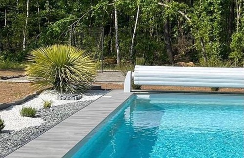 Soulitre Villa | Location 24h du Mans villa 5 chambres avec piscine