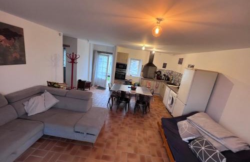 Saint-Mars-de-Locquenay Apartment | Location à la campagne
