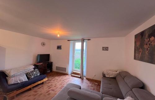 Saint-Mars-de-Locquenay Apartment | Location à la campagne