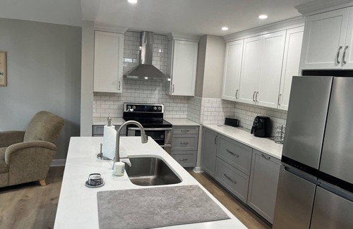 Bracey House | Location-Location-Location and Pet Friendly