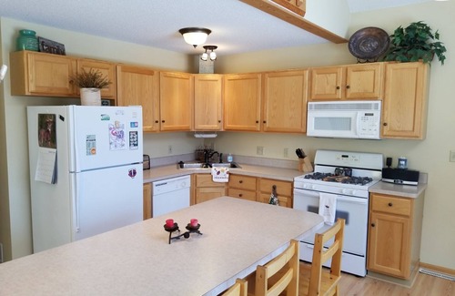 Breezy Point Cabin | LOCATION LOCATION LOCATION! 3 Bed/3 Bath Cabin In Breezy Point On Golf Course