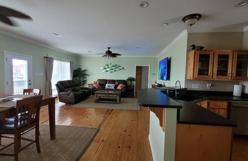 Port O Connor House | Location, Location! Only Steps to Froggies Boat Ramp and Bait dock