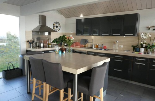 Pringy House | Location Maison 4 Chambres 3 SDB Annecy Terrasse Jardin vue Dégagée