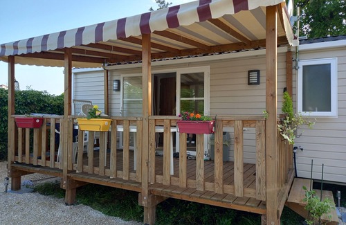 Coulanges House | Location Mobilhome Camping 4 Domaine de Dugny