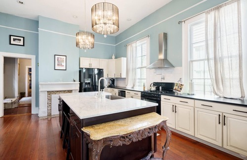 Faubourg Delachaise House | Location! One Block From Magaizine Street!