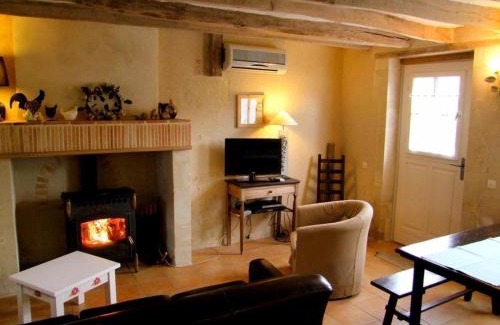 Mazieres-de-Touraine House | Location saisonnière: Gîte de charme avec jardin privé, proche des châteaux de la Loire et de la nature - FR-1-381-200