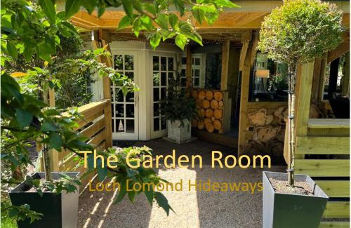 Glasgow Cabin | Loch Lomond Hideaways- Luxury Cabins with Jacuzzis