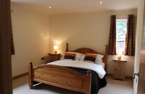 Loch Ness Cabin | Loch Ness Highland Cottages with partial Loch View