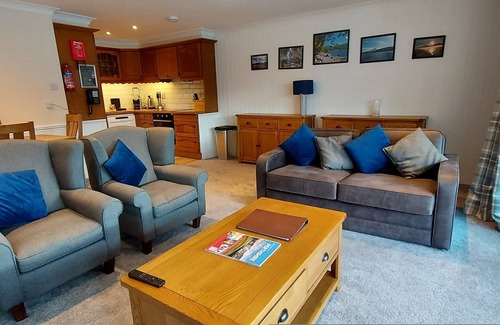 Kinloch Rannoch Apartment | Loch Rannoch Highland Club Red Deer Lodge 07
