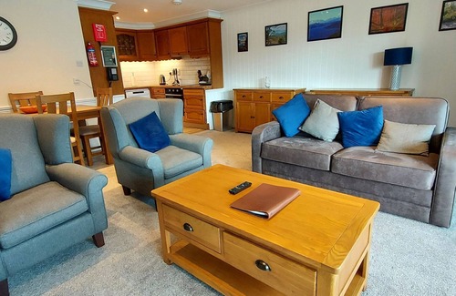Kinloch Rannoch Apartment | Loch Rannoch Highland Club Red Deer Lodge 03