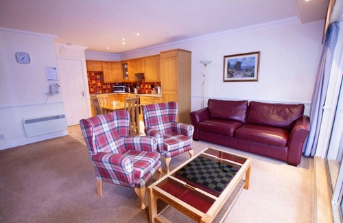 Kinloch Rannoch Apartment | Loch Rannoch Highland Club Studio 03