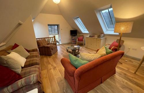 Shiel Bridge Bed & Breakfast | Lochhournhead B&B & Tea Room