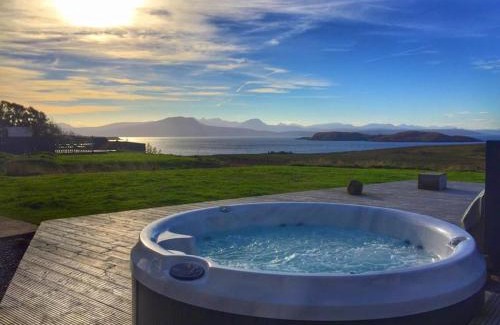 Achiltibuie House | Locholly Lodge