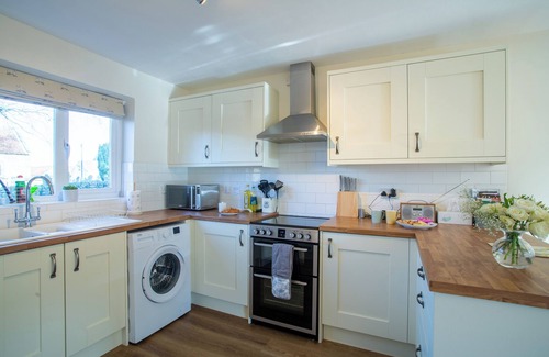 Lockton Cottage | Lock Cottage, 3 bed cottage (sleeps 6) in Lockton nr Pickering