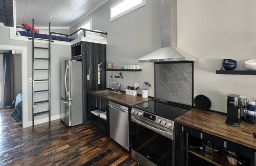Lancaster Cabin | LockRidge Park