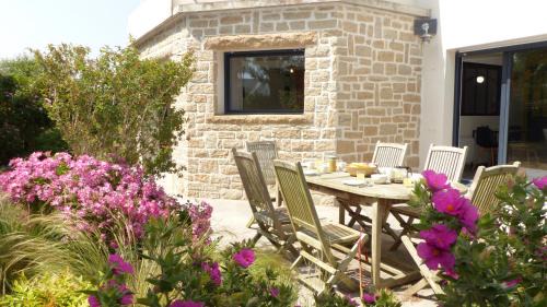Locmariaquer House | Locmariaquer, Maison de famille a 2 min des plages