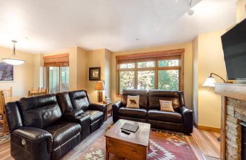 Crooked Pines Apartment | Lodestar Cabins