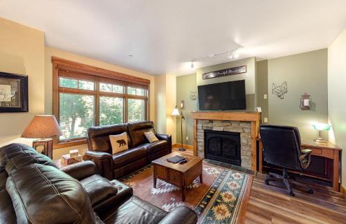 Crooked Pines Apartment | Lodestar Cabins