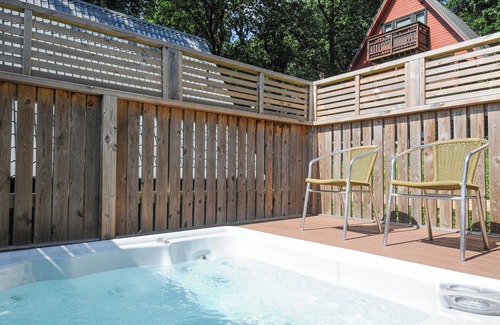 Liverton Cottage | Lodge 47 - Primrose Lodge