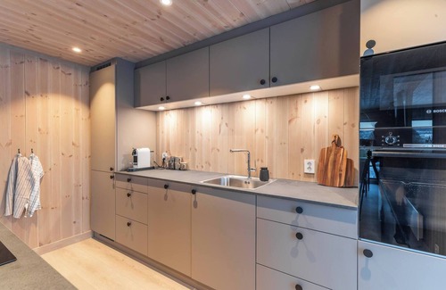 Nes House | Lodge at ski centre, crosscountry trail, sauna
