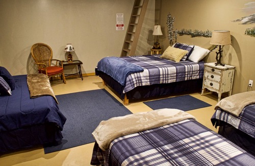Mountain Home Cabin | Lodge Between The Lakes - Family Reunions!