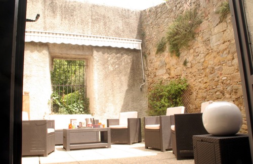 City of Carcassonne House | Lodge character right in the heart of the medieval town