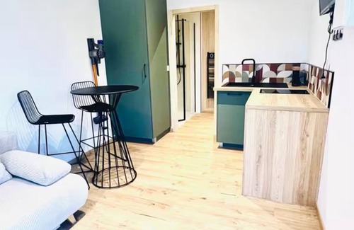 Salles-en-Toulon Cabin | 🍃 Lodge des Oliviers🍃