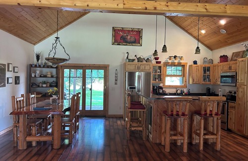 Amnicon House | Lodge-Style Northwoods Home Permit: TBES-BBSMJP