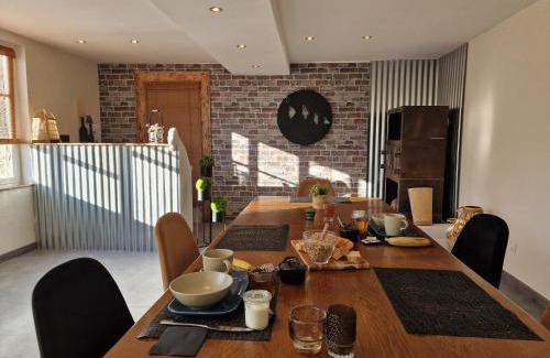 Roquefeuil Bed & Breakfast | Lodge tente les pommiers Glamping Ô rendez-vous en demi-pension