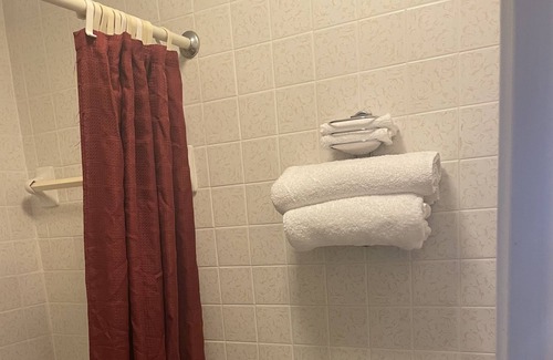 New Baltimore Hotel | LodgeKeeper