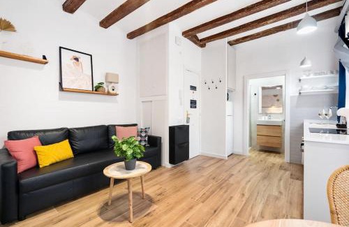 Barceloneta Apartment | Lodging Apartments Almirall Beach 32