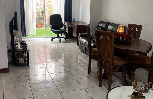 Heredia House | Lodging Near the Airport
