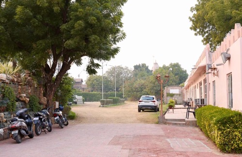 Ajmer Hotel | Lodha Greens Stay