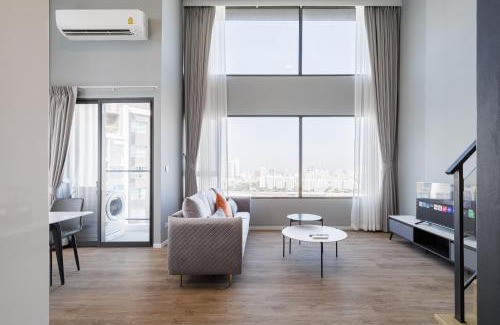 Rama 9 Apartment | loft 二房可住4人 近jodd夜市 游泳池